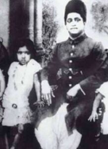 Lata Mangeshkar's Father :- Deenanath Mangeshkar