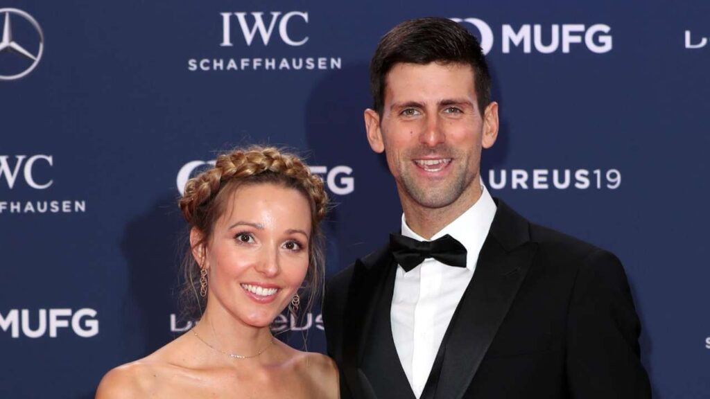 novak-djokovic-tennis-player-pictures-sports-stars