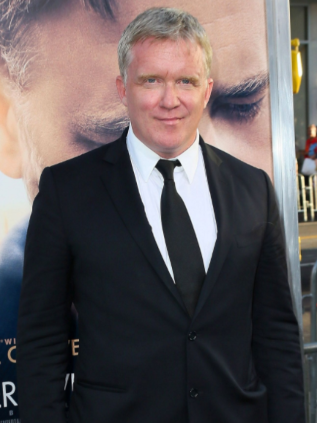 Anthony Michael Hall Net Worth And Source NetWorthDekho