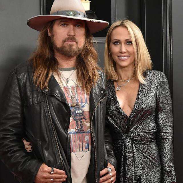 Six months after the split from Tish Cyrus, singer Firehose and Billy Ray Cyrus appear to be engaged.